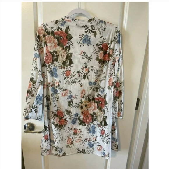 NWT $95 Anthropologie Chaudry KC Floral Shirt Size M Long Sleeve Cotton - Picture 3 of 5